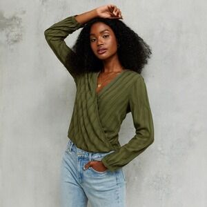 Maeve Anthropologie Womens XS Audre Green Textured Surplice Blouse Top Boho Fall